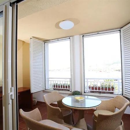 アパート Bekavac Osejava マカルスカ