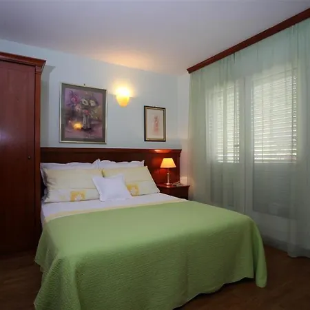 Bekavac Osejava * מאקרסקה