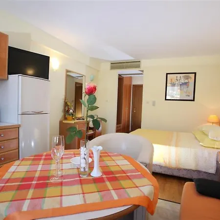 Bekavac Lägenhet Makarska